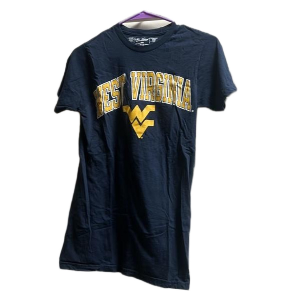 THE VICTORY Navy blue and gold West Virginia mountaineers t-shirt. boys small
